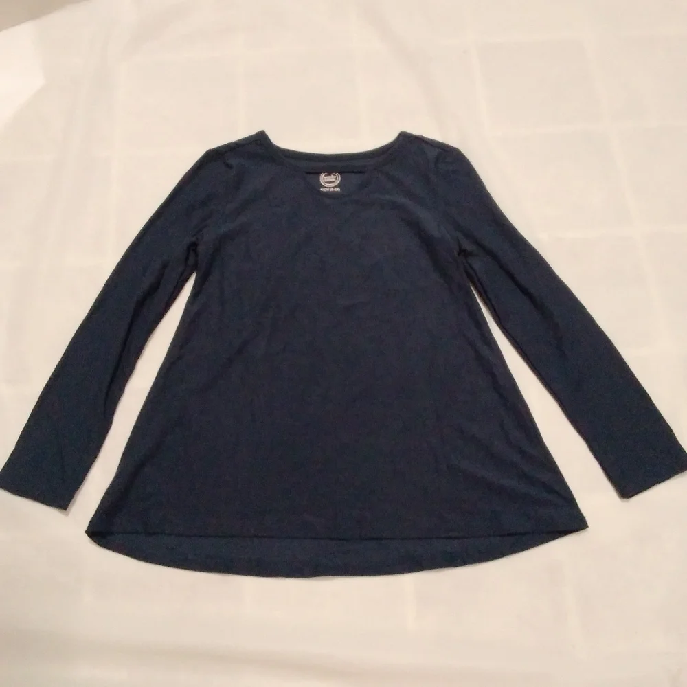 Girl's Size 6 Bundle 2 Tops 2 Bottoms
